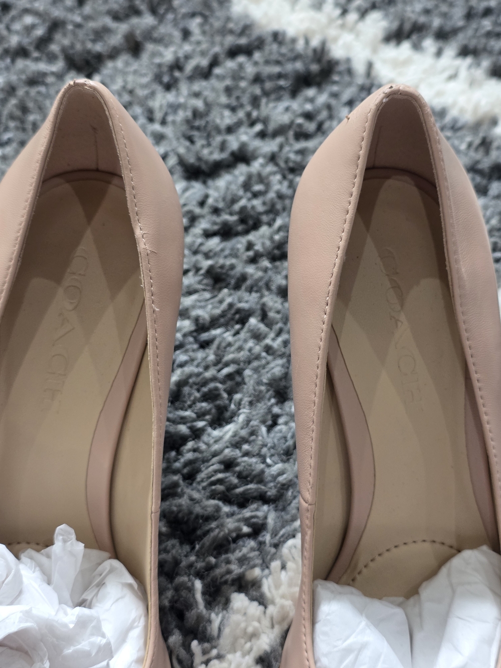 Coach Women's Tan Pointed Toe Pumps in Blush Size 7.5 - Picture 3 of 11